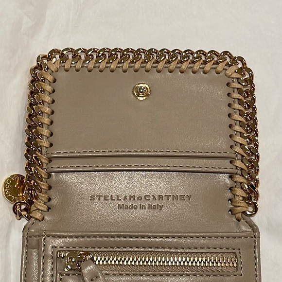 AUTHENTIC STELLA McCARTNEY COMPACT BEIGE FALABELLA POLYESTER WALLET - Picture 4 of 9